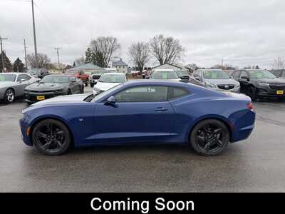 2020 Chevrolet Camaro, $19990.00. Photo 1