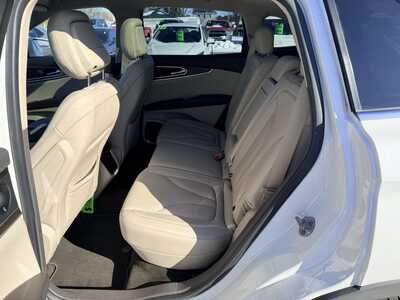 2020 Lincoln Nautilus, $26799.00. Photo 11