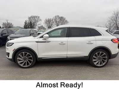 2020 Lincoln Nautilus, $26990.00. Photo 1