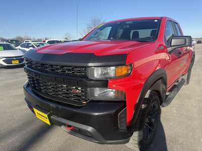 2019 Chevrolet 1500 Ext Cab, $29990.00. Photo 2