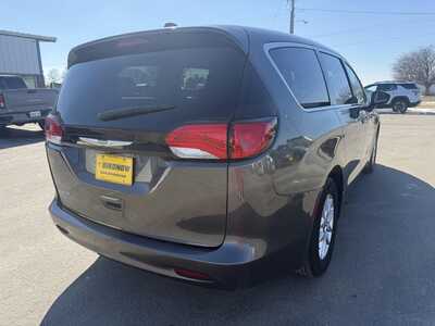 2023 Chrysler Voyager, $22855.00. Photo 3