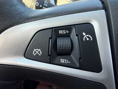 2011 Chevrolet Equinox, $8888.00. Photo 12