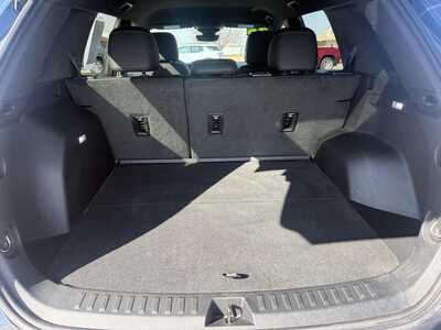 2025 Chevrolet Equinox, $28990.00. Photo 4