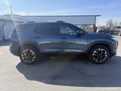 2025 Chevrolet Equinox, $28990.00. Photo 6