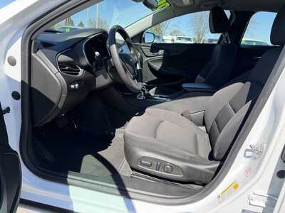 2024 Chevrolet Malibu, $17990.00. Photo 10