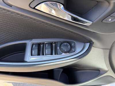2024 Chevrolet Malibu, $17990.00. Photo 11