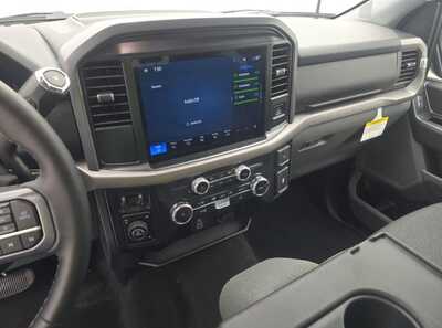 2025 Ford F150 Crew Cab, $46990.00. Photo 3