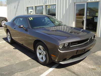 2014 Dodge Challenger, $10900. Photo 2