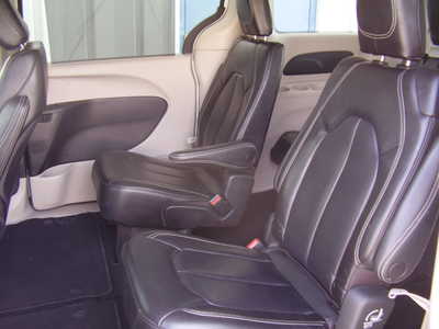 2023 Chrysler Pacifica, $24500. Photo 10