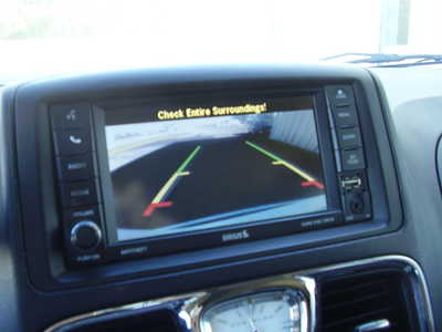 2014 Chrysler Town & Country, $7700. Photo 5