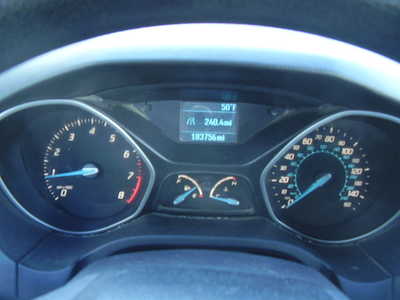 2012 Ford Focus, $2500. Photo 7