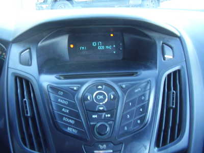 2012 Ford Focus, $2500. Photo 8