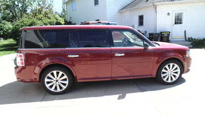 2016 Ford Flex, $14999. Photo 11