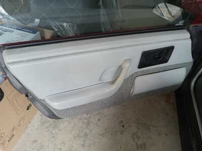 1984 Pontiac Fiero, $6999. Photo 12