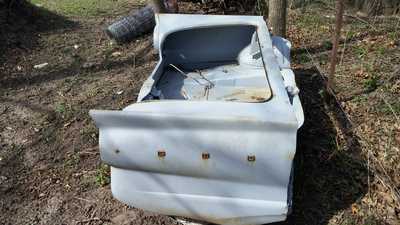 1957 Ford Fairlane, $1000. Photo 2