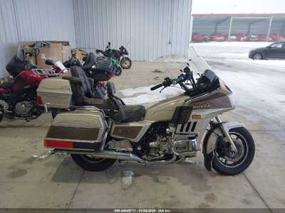 1985 Honda Motorcycle, $0. Photo 1
