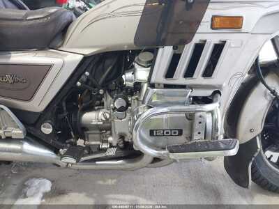 1985 Honda Motorcycle, $0. Photo 7