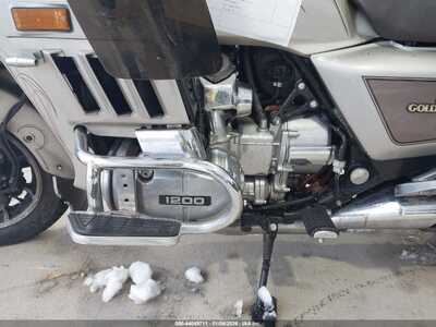 1985 Honda Motorcycle, $0. Photo 8