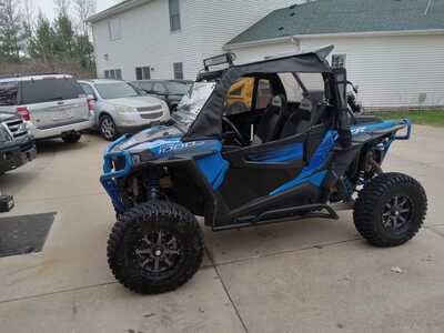 2015 Rzr 1000 , $9999. Photo 1
