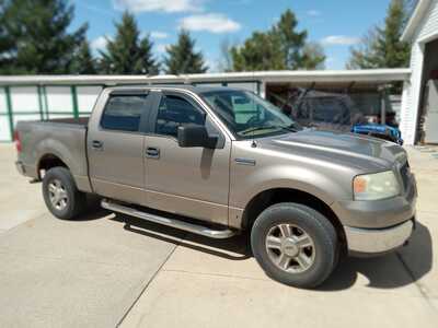 2005 Ford F150 Crew Cab, $4999. Photo 3