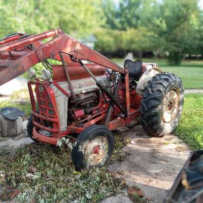 1958 Ford 801 , $7999. Photo 2