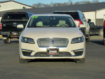 2020 Lincoln MKZ, $27500. Photo 11