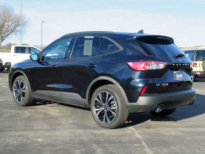2021 Ford Escape, $21900. Photo 3