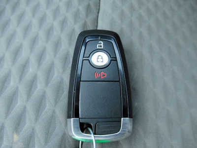 2021 Ford Escape, $21900. Photo 9