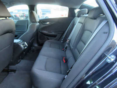 2023 Chevrolet Malibu, $21500. Photo 5