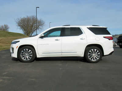 2023 Chevrolet Traverse, $40900. Photo 2