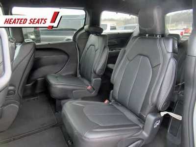 2025 Chrysler Pacifica, $. Photo 5