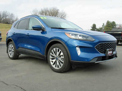 2022 Ford Escape, $25700. Photo 12