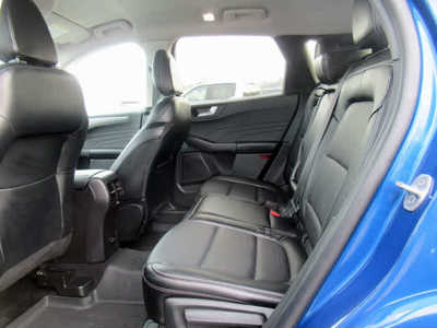 2022 Ford Escape, $25700. Photo 5