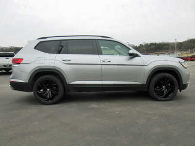 2021 Volkswagen Atlas, $19500. Photo 12