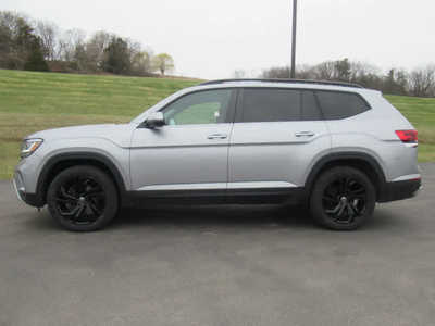 2021 Volkswagen Atlas, $19500. Photo 2