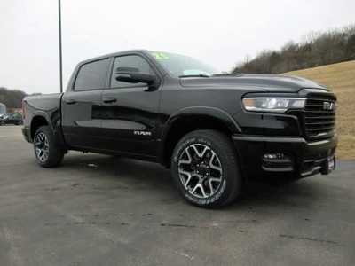 2025 RAM 1500 Crew Cab, $. Photo 11