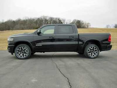 2025 RAM 1500 Crew Cab, $. Photo 2