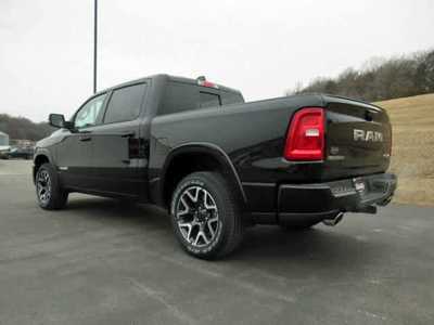 2025 RAM 1500 Crew Cab, $. Photo 3