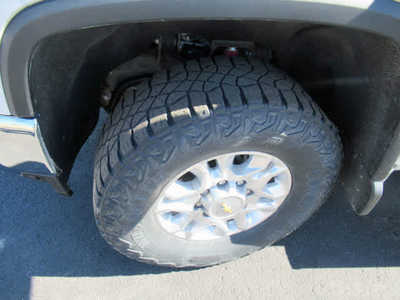 2021 Chevrolet 3500 Crew Cab, $49500. Photo 7