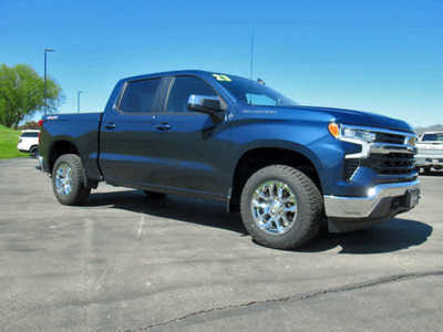 2023 Chevrolet 1500 Crew Cab, $37900. Photo 11