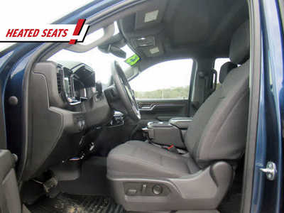 2023 Chevrolet 1500 Crew Cab, $37900. Photo 4