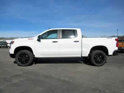 2025 Chevrolet 1500 Crew Cab, $. Photo 2