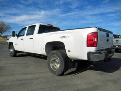 2012 Chevrolet 3500 Crew Cab, $15500. Photo 3