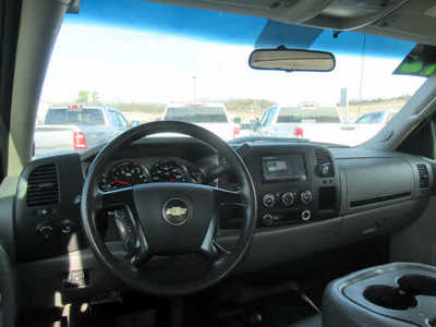 2012 Chevrolet 3500 Crew Cab, $15500. Photo 6