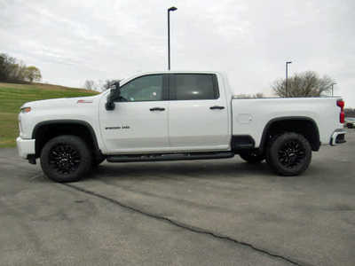 2023 Chevrolet 2500 Crew Cab, $58500. Photo 2