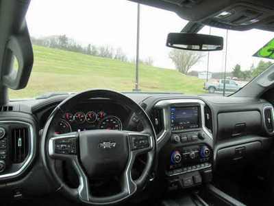 2023 Chevrolet 2500 Crew Cab, $58500. Photo 6