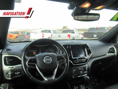2019 Jeep Cherokee, $18900. Photo 6