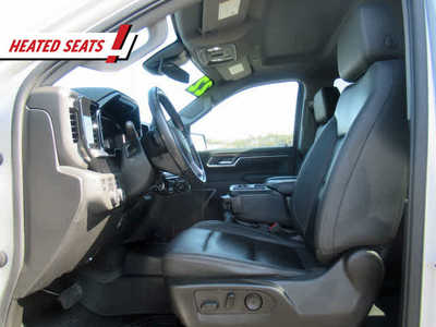 2022 Chevrolet 1500 Crew Cab, $33900. Photo 4