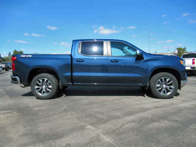 2023 Chevrolet 1500 Crew Cab, $40900. Photo 12