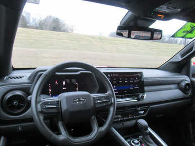 2023 Chevrolet Colorado Crew Cab, $39400. Photo 6